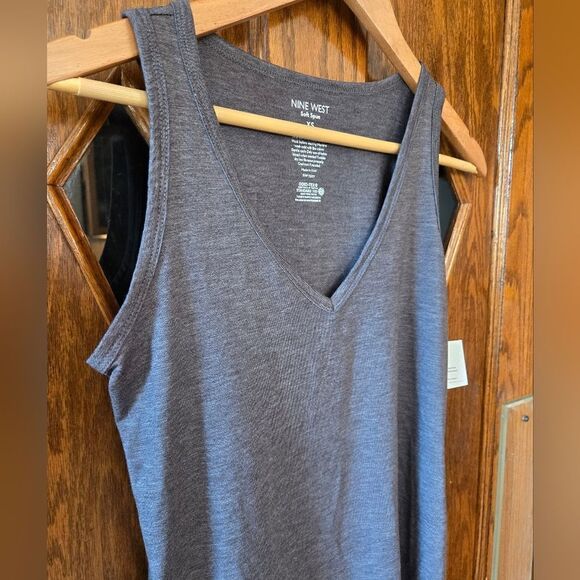 Nine West V Neck Tank Top Soft Spun XSMALL NWT - Picture 2 of 5